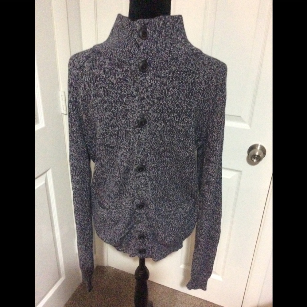 Uniqlo button up sweater